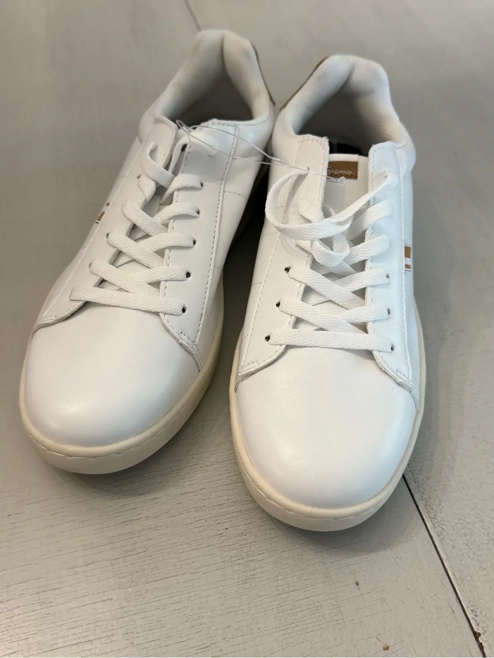 The Original Ben Sherman Men’s Hampton Low Court White & Tan Shoes Sz 9 NWOT